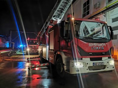 FOTO.Incendiu la o fabrică de textile din Botoșani, ZCH NEWS - sursa ta de informații