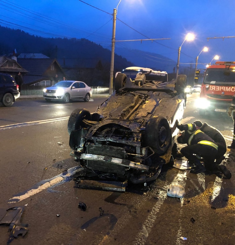 Video. Accident spectaculos în Piatra Neamț