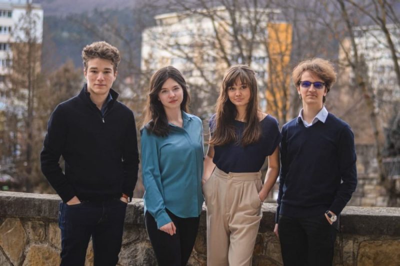 Premiul II național de la Samsung pentru liceenii colegiului „Petru Rareș”