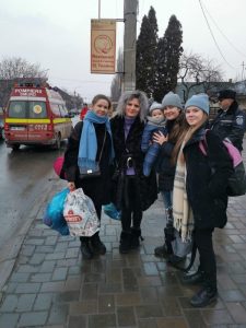 Un nou grup de refugiați tranzitează județul Neamț, ZCH NEWS - sursa ta de informații