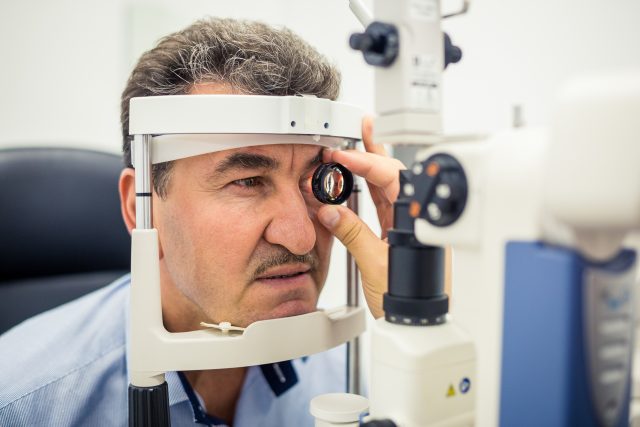 Operează cataracta la Clinica Platinum, ZCH NEWS - sursa ta de informații