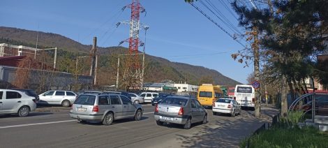 Video. Foto. Piatra Neamţ. Blocaje în trafic pe variantă și în Piața centrală, ZCH NEWS - sursa ta de informații