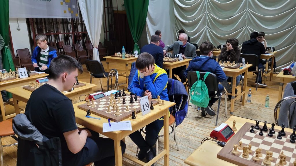 Copil refugiat din Ucraina prezent la Cupa Oraşului Bicaz la şah, ZCH NEWS - sursa ta de informații