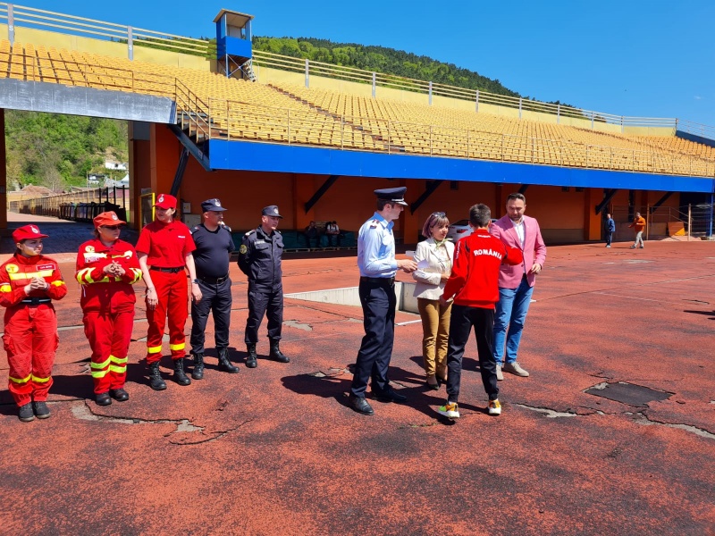 FOTO. Prietenii pompierilor s-au reîntâlnit pe Stadionul Ceahlăul din municipiul Piatra-Neamț , ZCH NEWS - sursa ta de informații
