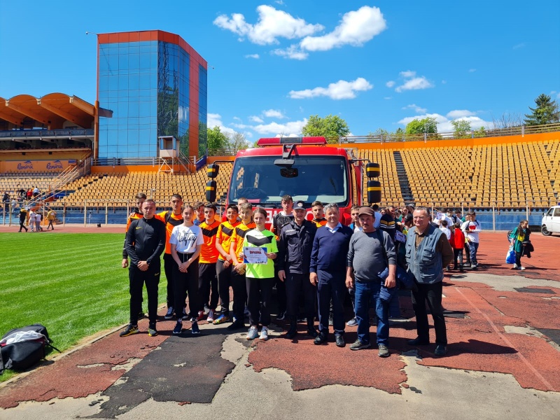 FOTO. Prietenii pompierilor s-au reîntâlnit pe Stadionul Ceahlăul din municipiul Piatra-Neamț , ZCH NEWS - sursa ta de informații