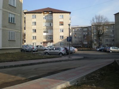 Piatra Neamţ: O femeie s-a aruncat de la etajul IV, ZCH NEWS - sursa ta de informații