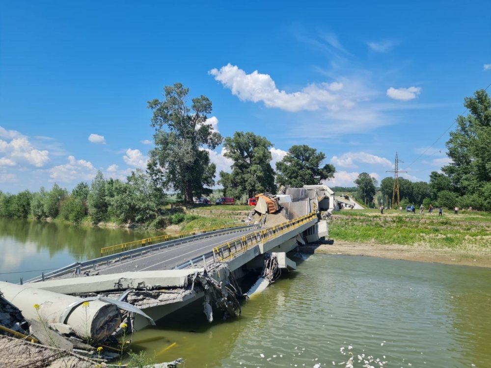 Video. Podul de la Luțca s-a rupt!, ZCH NEWS - sursa ta de informații