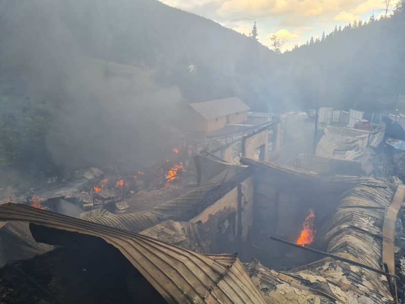 Știre actualizată. Incendiu puternic la Mănăstirea Tărcuța, ZCH NEWS - sursa ta de informații