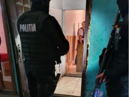 VIDEO/FOTO. Șobolani în frigiderul unui magazin din Roman