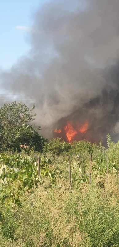 Știre actualizată. Foto. Incendiu la Roznov, ZCH NEWS - sursa ta de informații