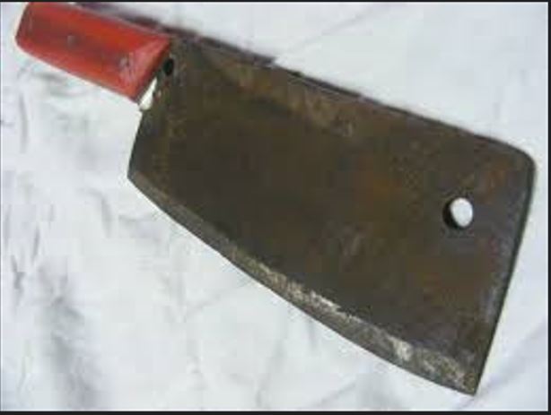 Romașcan arestat pentru agresiune cu satârul