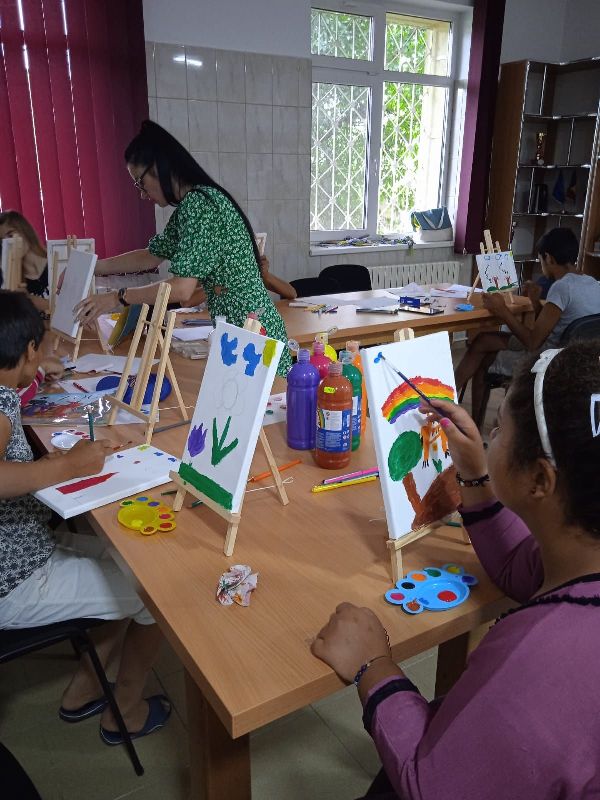 Ofertă bogată de activități în vacanța de vară la C.S.E.I. Tg. Neamț
