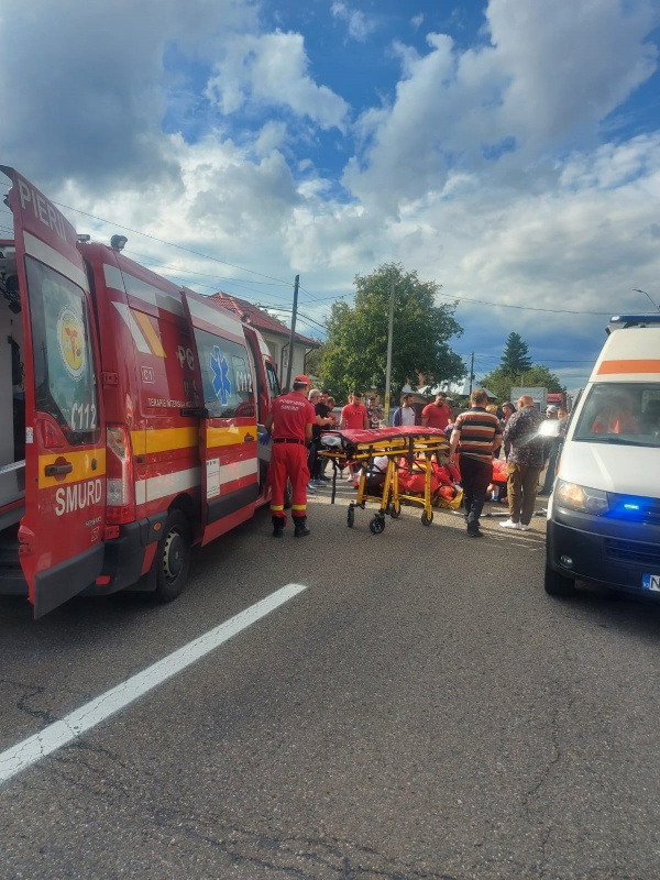 FOTO. Accident la Bodești. O fetiță de 12 a fost lovită de o mașină, ZCH NEWS - sursa ta de informații