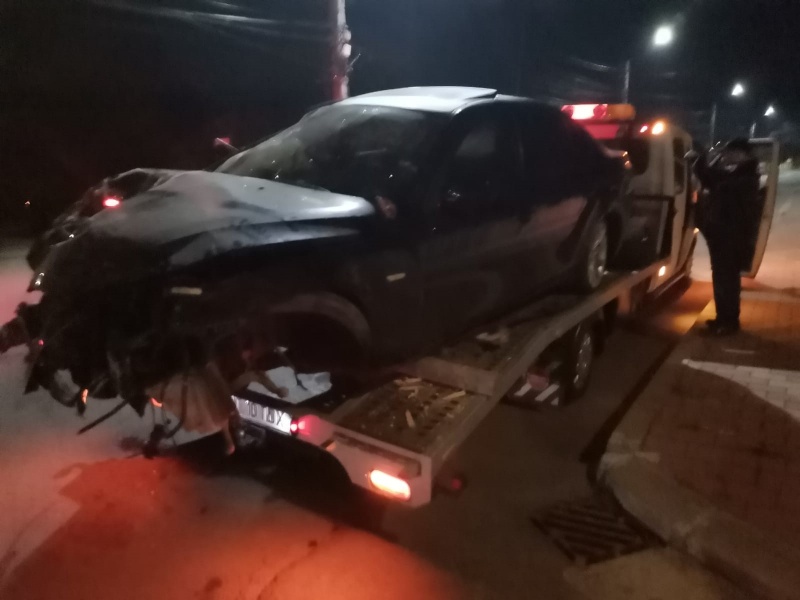 Video. Foto. Târgu Neamț: Două mașini distruse în urma unui accident rutier, ZCH NEWS - sursa ta de informații