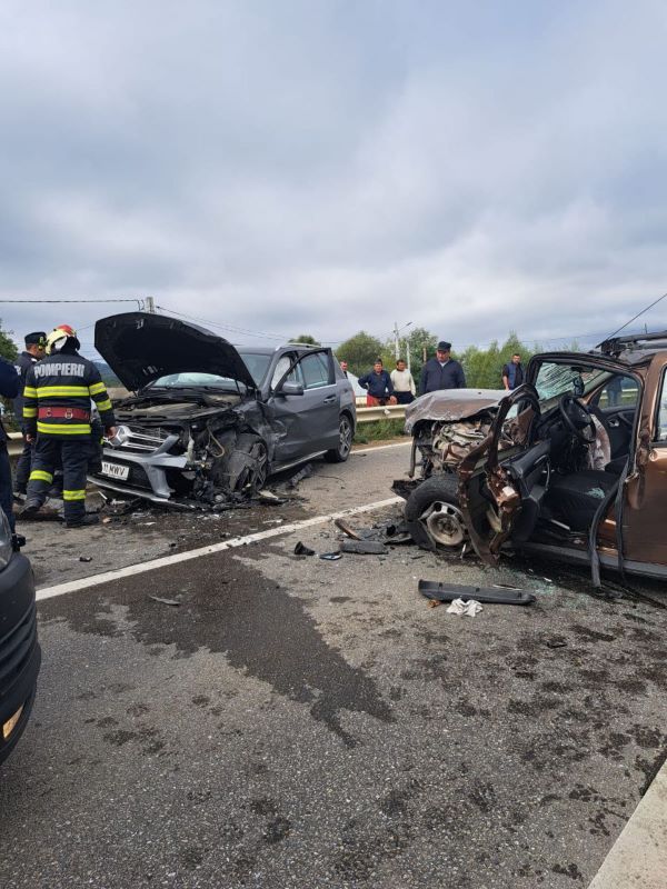 FOTO. Acum, accident cu mai mulți răniți la Vânători-Neamț, ZCH NEWS - sursa ta de informații