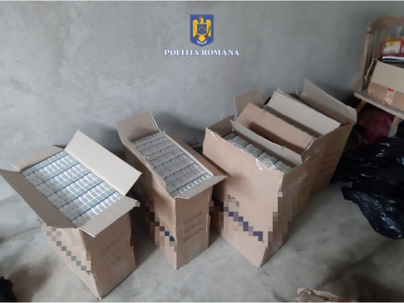 FOTO. Contrabandă cu țigări în Neamț și Suceava. Peste 200 de mii de țigarete descoperite în opt percheziții, ZCH NEWS - sursa ta de informații