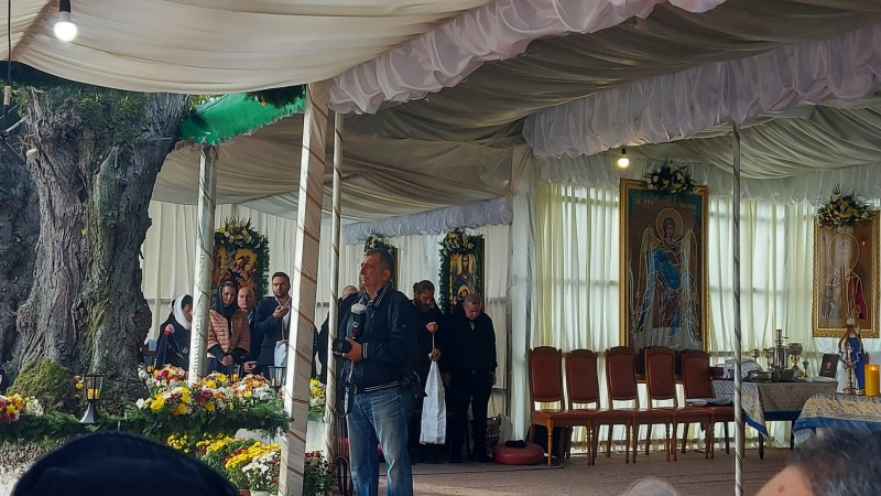 Video.Foto: Gigi Becali, rugăciuni la Văratec, ZCH NEWS - sursa ta de informații
