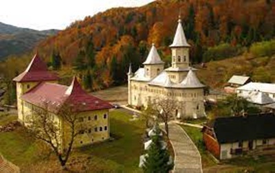 Ajutor de la judeţ pentru Mănăstirea Nechit şi două parohii noi, ZCH NEWS - sursa ta de informații