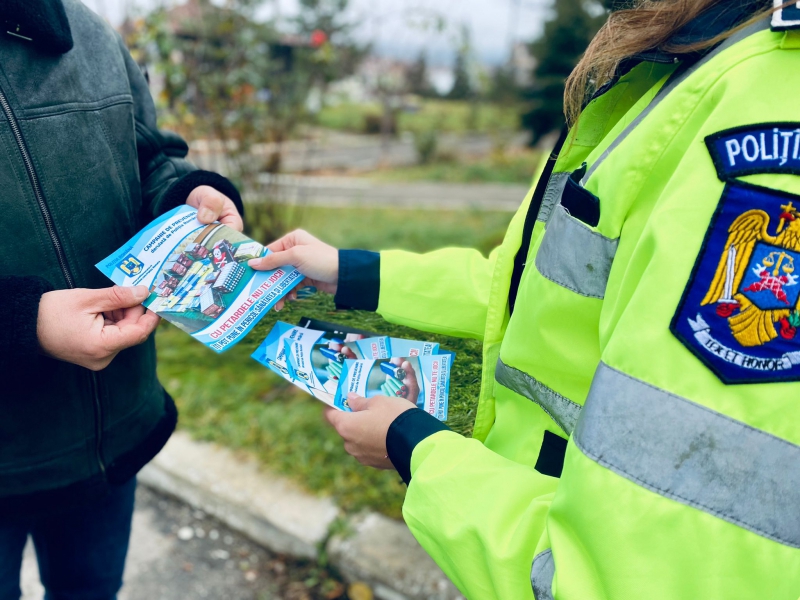 Acțiune preventivă. Poliția avertizează: petardele și artificiile nu sunt jucării