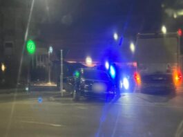 Foto. Târgu Neamț: Și-a tamponat mașina și fugit