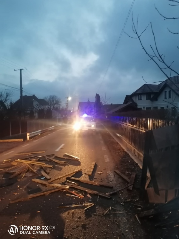 Târgu Neamț: Au plonjat cu mașina în curtea unui om de afaceri, ZCH NEWS - sursa ta de informații