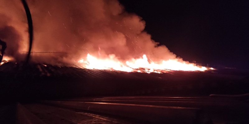FOTO. Incendiu de proporții la Costișa, intervenția a durat 3 ore, ZCH NEWS - sursa ta de informații