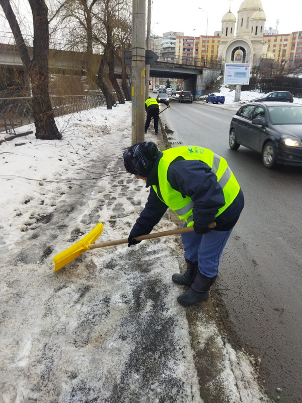 Dezamăgire la Publiserv: doar 2 asistați social au venit la treabă!