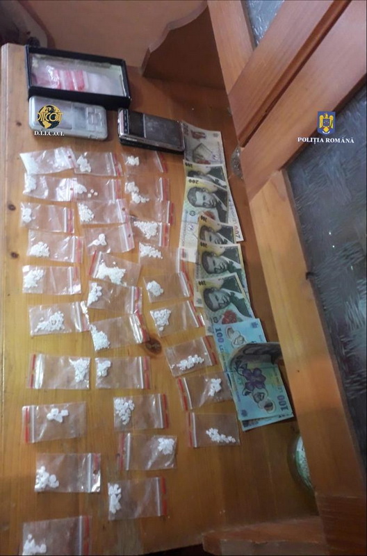 Grea lovitură pe piața stupefiantelor: au fost confiscate 3,5 kg de substanțe interzise, ZCH NEWS - sursa ta de informații