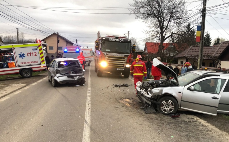 Accident cu victime multiple la Borlești: o femeie și-a pierdut viața