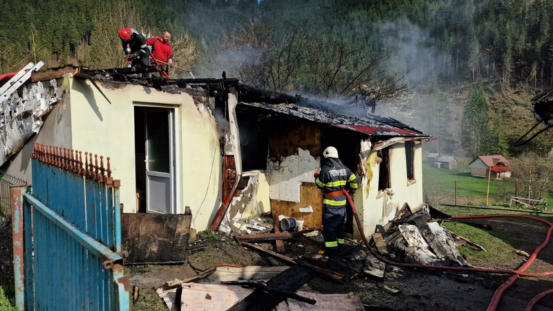Incendiu devastator: o femeie a ajuns la spital!, ZCH NEWS - sursa ta de informații
