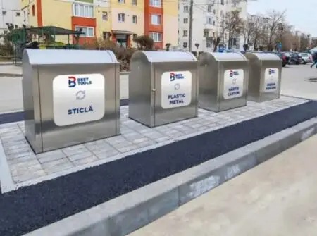 Nou la Piatra-Neamţ: Containere subterane pentru colectarea selectivă a deşeurilor, ZCH NEWS - sursa ta de informații