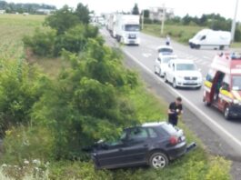 Accident la Secuieni: trei persoane au fost rănite