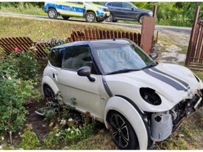 Accident cu motociclu: mașina a ajuns în curtea unui localnic, ZCH NEWS - sursa ta de informații
