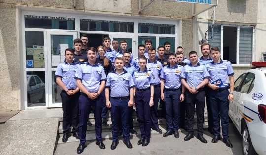 Viitori polițiști, în practică la IPJ Neamț, ZCH NEWS - sursa ta de informații