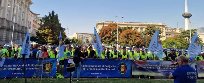 Polițiștii protestează în Capitală: este prezentă și o delegație din Neamț, ZCH NEWS - sursa ta de informații