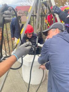 Salvare la limită: o femeie a căzut într-o fântână adâncă de 10 metri, ZCH NEWS - sursa ta de informații