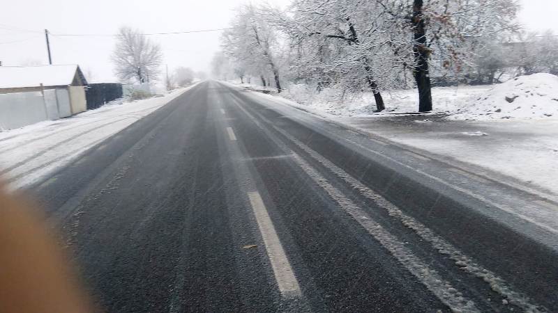Prima ninsoare i-a prins pe drumari pregătiți, ZCH NEWS - sursa ta de informații