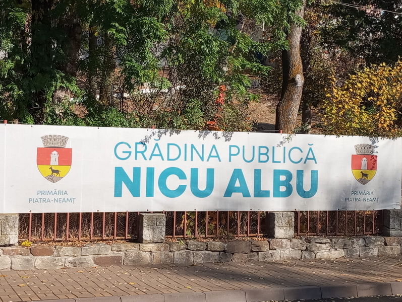 FOTO Au dispărut cuștile din viitoarea Grădină Publică “Nicu Albu” Piatra-Neamț, ZCH NEWS - sursa ta de informații