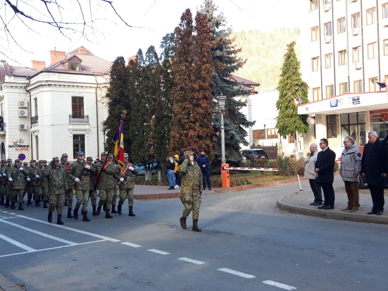 Ceremonie militară de Ziua Victoriei Revoluției Române și a Libertății