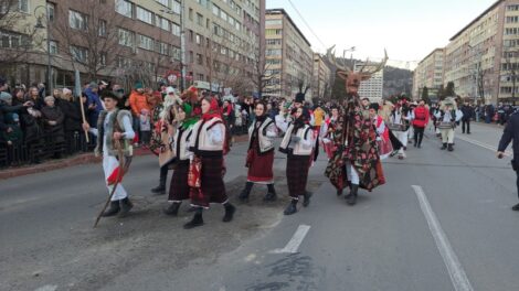 Parada formatiilor de la Festivalul de datini „Steaua sus rasare 8