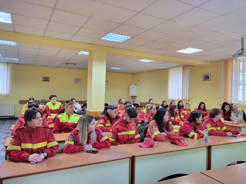 Ziua Internațională a Voluntarilor: ISU Neamț sărbătorește echipa salvatorilor din pasiune, ZCH NEWS - sursa ta de informații
