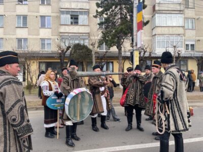 Galerie foto. Festivalul Obiceiurilor și Tradițiilor de la Târgu Neamț, ZCH NEWS - sursa ta de informații