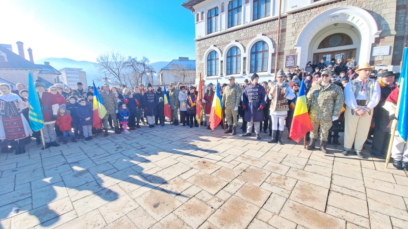 Sărbătoare la Piatra Neamț. Unirea Principatelor Române comemorată pe platoul Curții Domnești, ZCH NEWS - sursa ta de informații