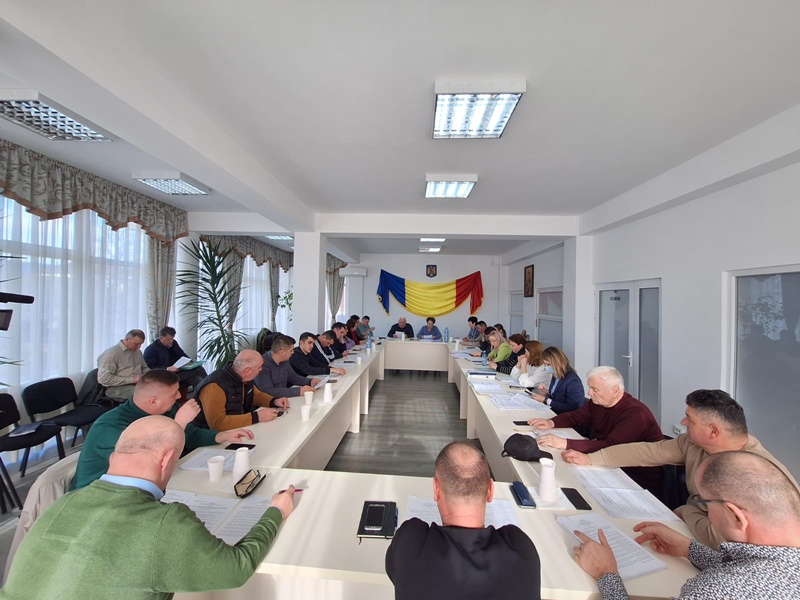 FOTO. VIDEO. Premieră la Vânători-Neamț: Ședință de consiliu local filmată