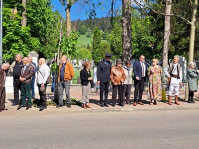 FOTO. Paradă militară și depunere de coroane la Piatra Neamț de Ziua Veteranilor de Război, ZCH NEWS - sursa ta de informații