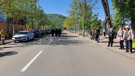 FOTO. Paradă militară și depunere de coroane la Piatra Neamț de Ziua Veteranilor de Război, ZCH NEWS - sursa ta de informații