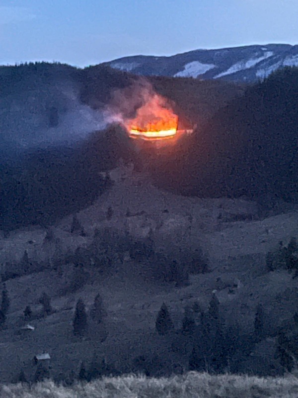 FOTO. Neamț. Nouă incendii de vegetaţie uscată în doar trei zile, ZCH NEWS - sursa ta de informații