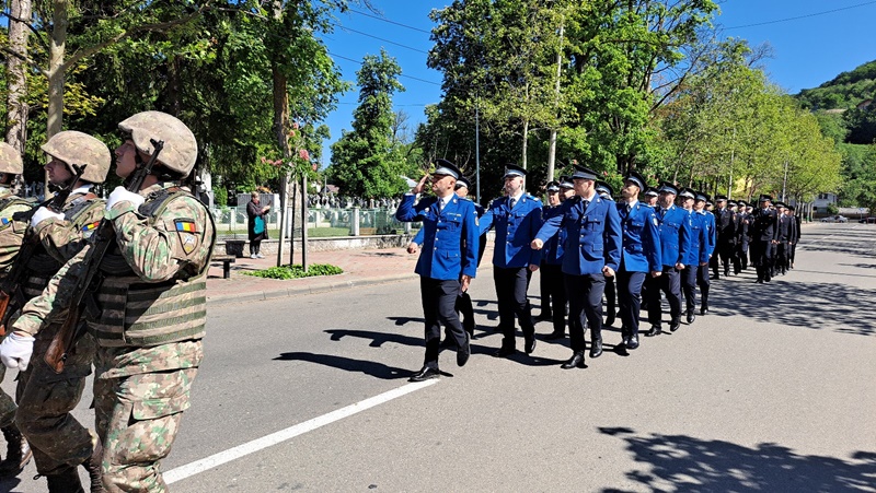 FOTO. Ceremonia militară de Ziua Independenței Naționale a României la Piatra Neamț, ZCH NEWS - sursa ta de informații