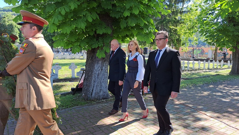 FOTO. Ceremonia militară de Ziua Independenței Naționale a României la Piatra Neamț, ZCH NEWS - sursa ta de informații