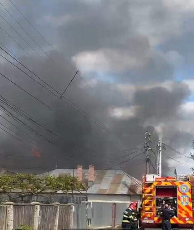Incendiu devastator în comuna Vânători Neamț, ZCH NEWS - sursa ta de informații